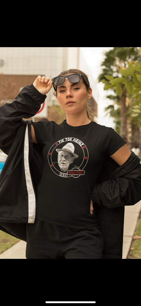 TIKTOKHEINZ Frauen T-Shirt Rundhals