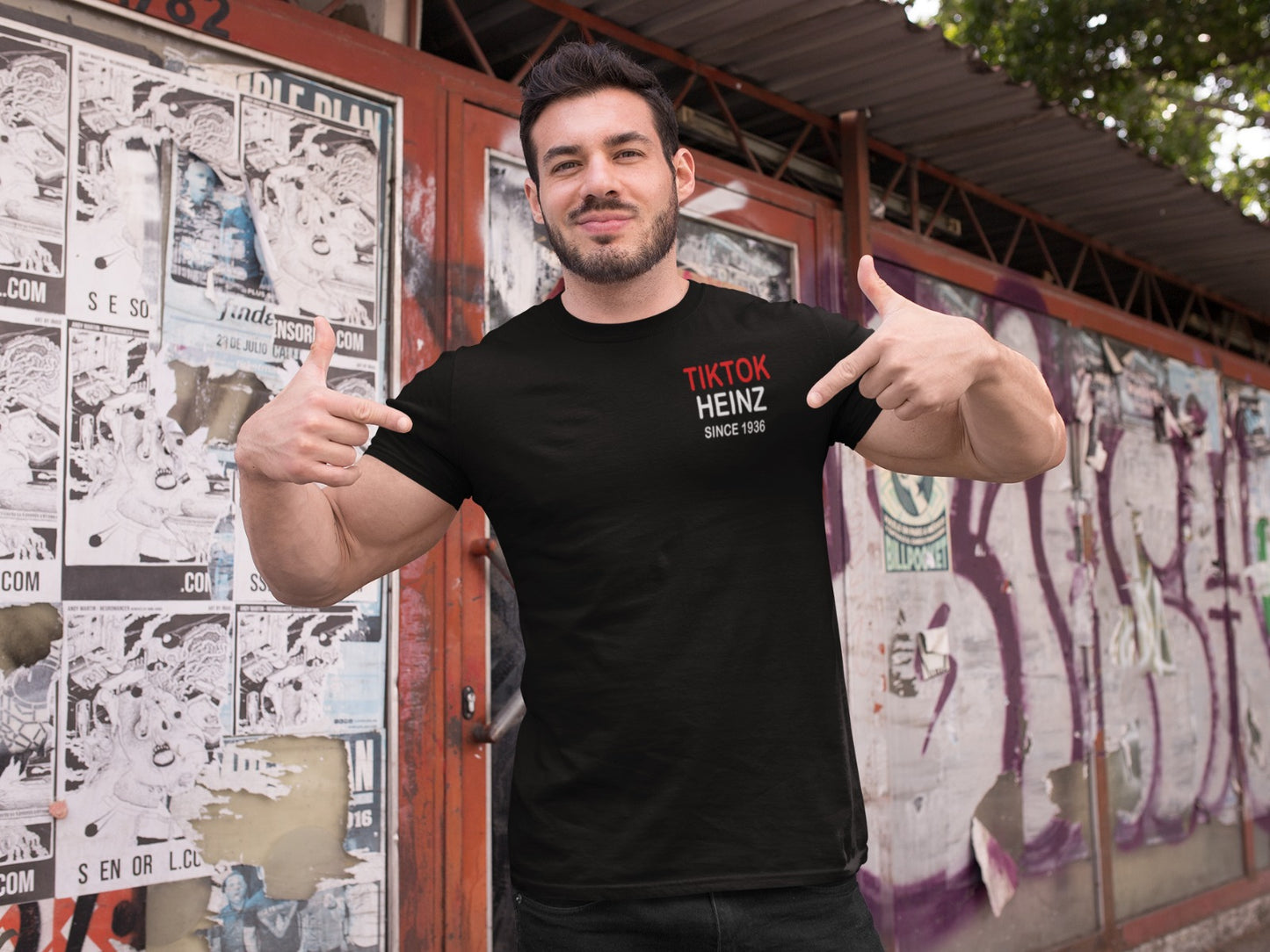 🔥TIKTOKHEINZ HERREN T-SHIRT
