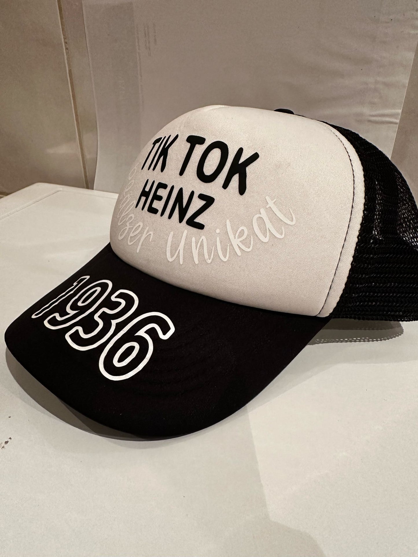 TIKTOKHEINZ MÜTZE