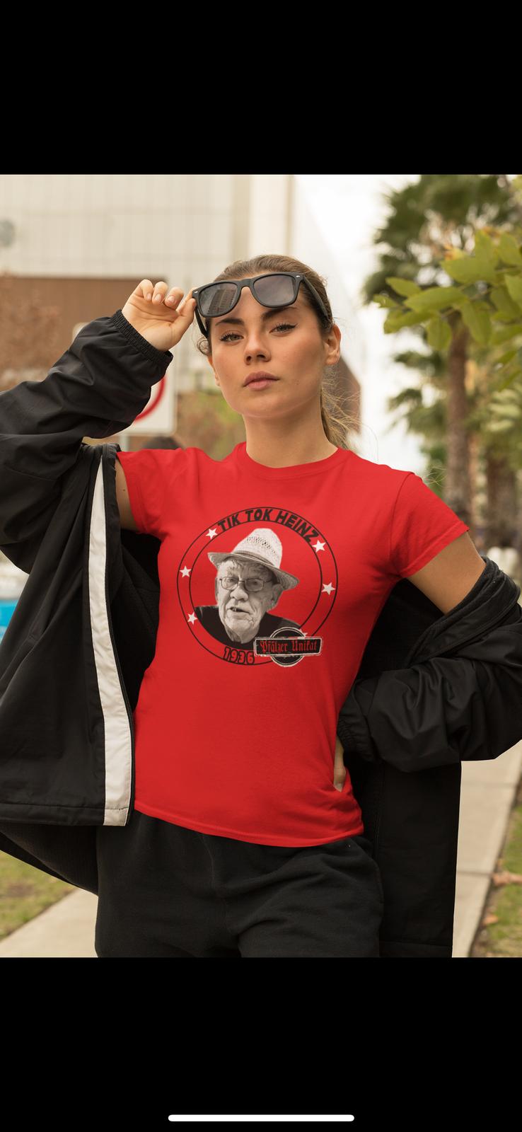 TIKTOKHEINZ Frauen T-Shirt Rundhals